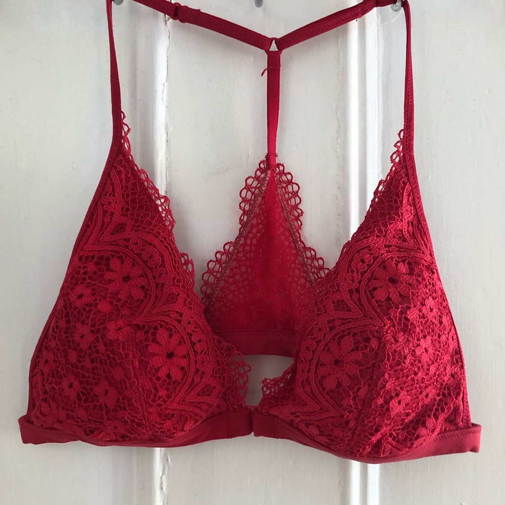 Victoria’s Secret Front Close Bralette